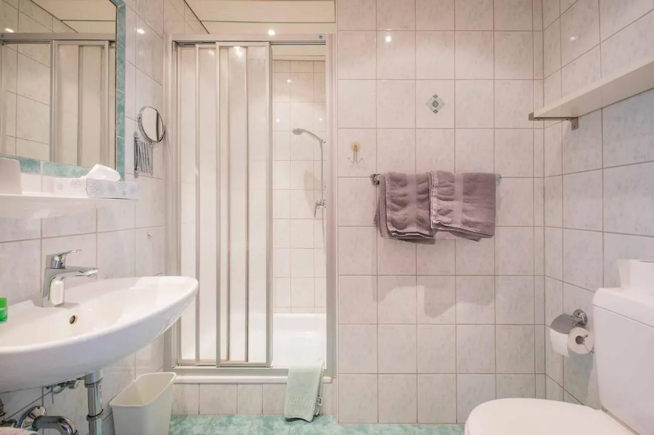 Hotel Haus Hubertus Mieders